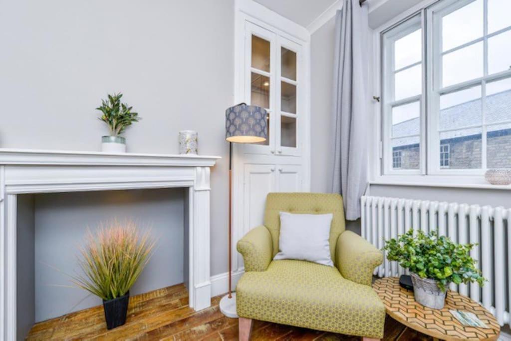 Victorian Townhouse - Stamford Centre - 2 Big Bedrooms, Living Room Kitchen Etc Tastefully Decorated Exteriör bild